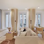 Pelican - Louvre Apartmán Paříž